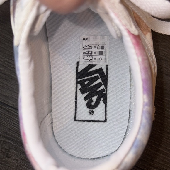 Vans NEW Ward Lace-up Sneaker Heart Tie Dye Size 1 Multi/White - Picture 12 of 13